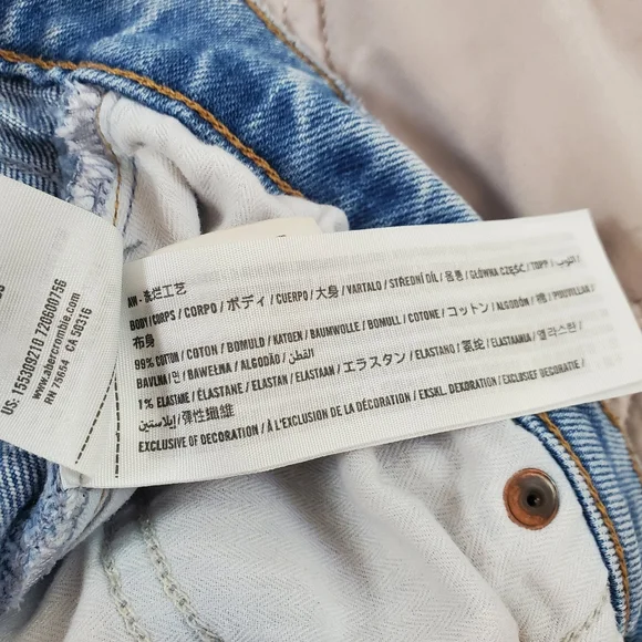 Abercrombie & Fitch Blue Denim 80's Mom Jeans High Rise Light Wash - Picture 5 of 8